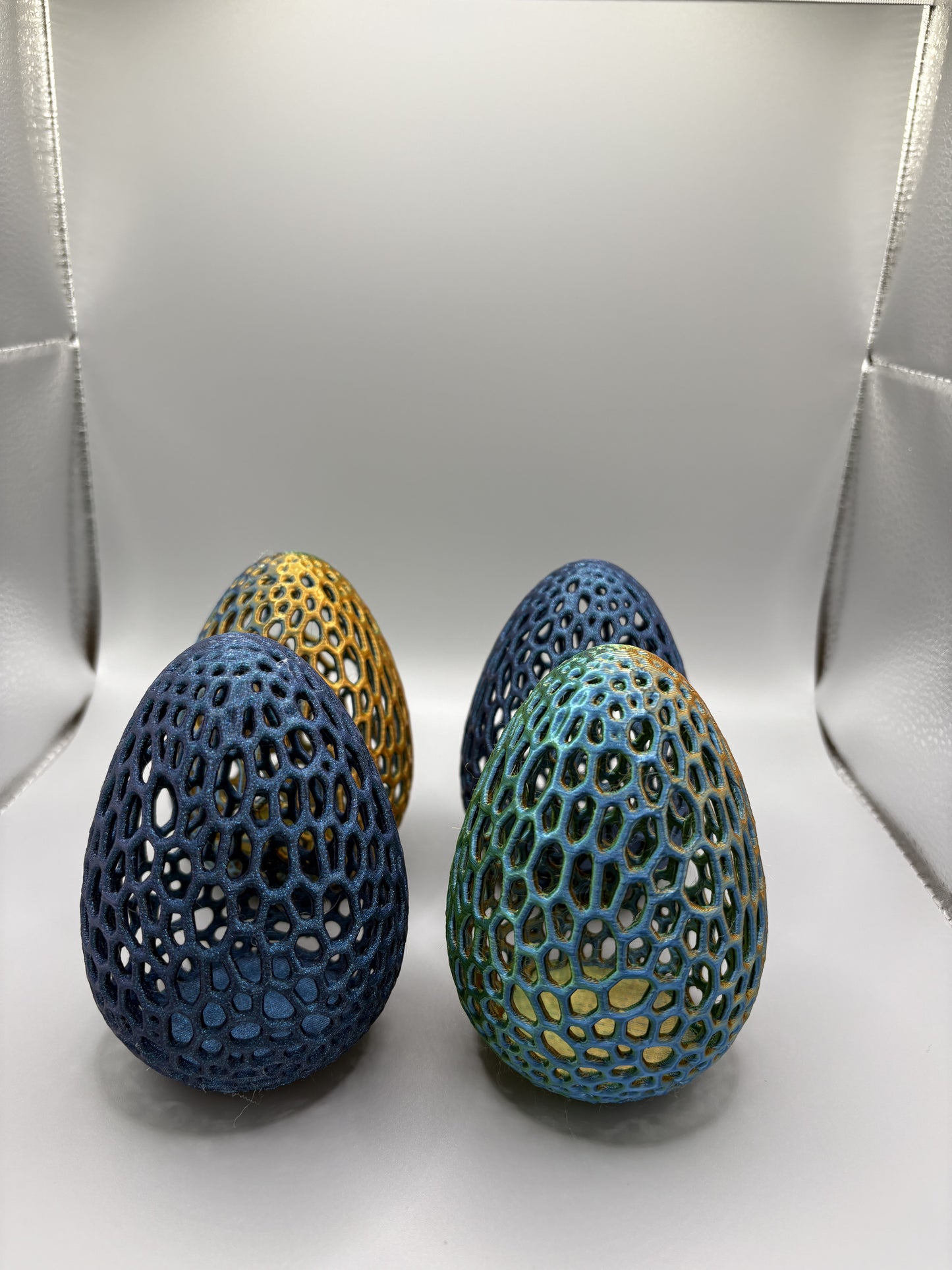 Decorative Mesh Eggs