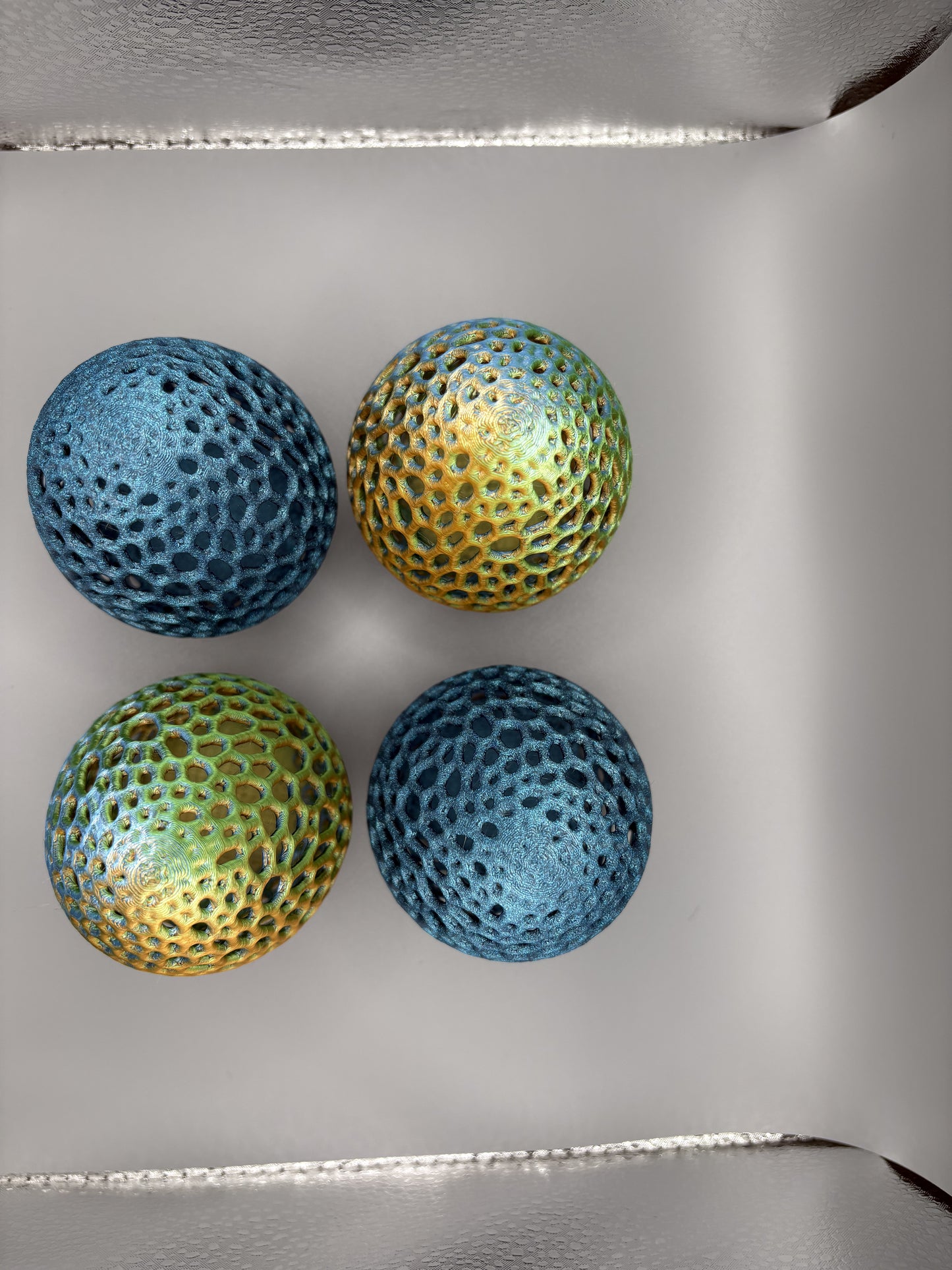Decorative Mesh Eggs